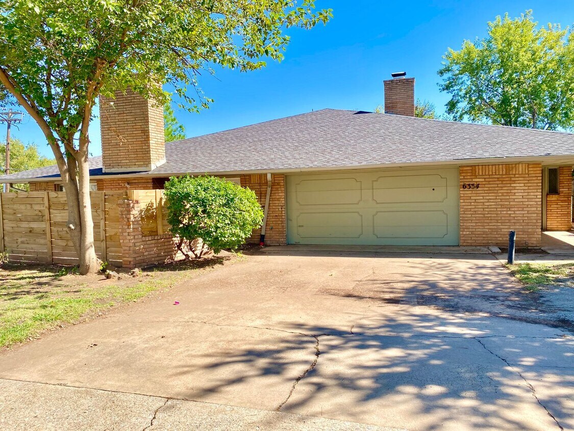 Large 2 Bed 2 Bath off NW 63rd & N. Villa ... - Large 2 Bed 2 Bath off NW 63rd & N. Villa ...