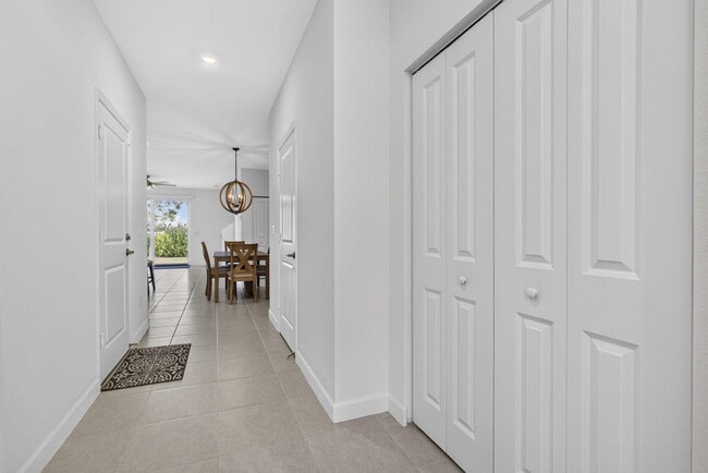 Photo - 846 SE grovebush Ln