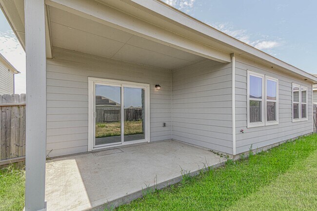 Photo - 1004 Wild Enclave Ln