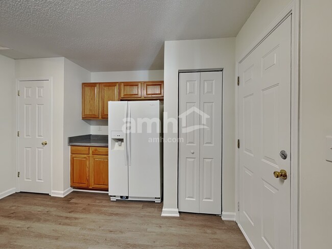 Photo - 110 Berwyn Ct