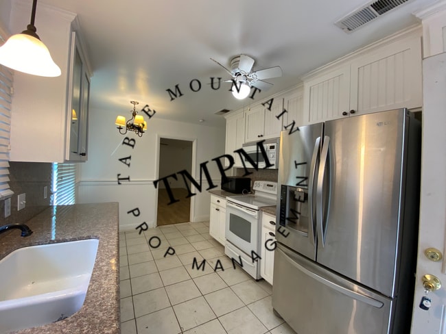 Photo - 2510 Yard St