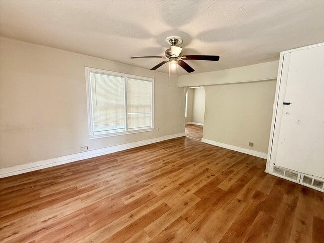 Photo - 3424 Lasker Ave