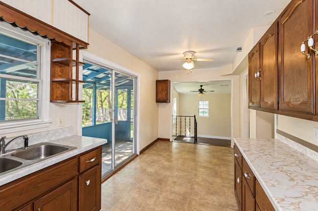 131 3rd St