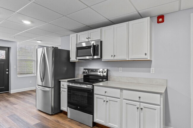 Building Photo - 4 US Route 1 Unit 3F