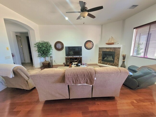 Photo - 4483 N Kirkwood Ave