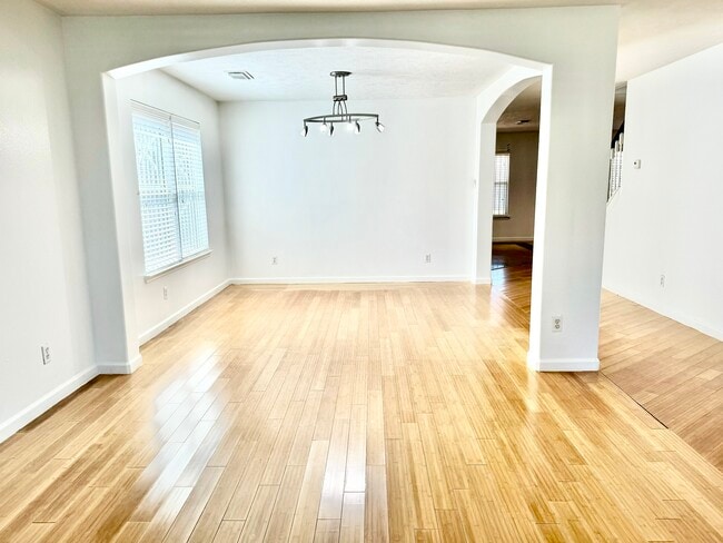 Photo - 7110 Favian Ct