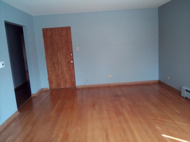 1315 E 31st St Unidad 2nd Fl. Front