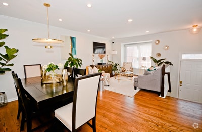 Building Photo - 387 S Pickett St Rental
