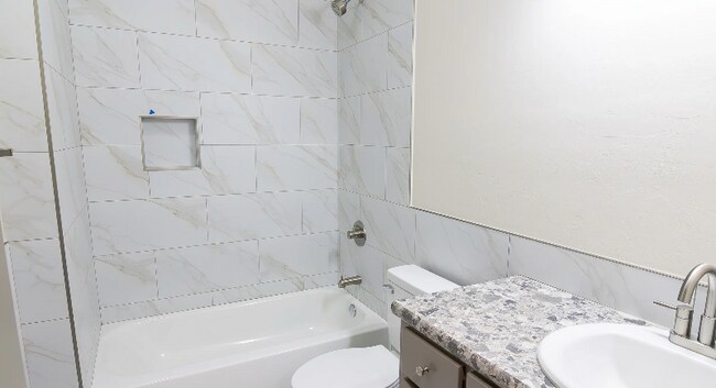 Photo - 1 Shamrock Cir