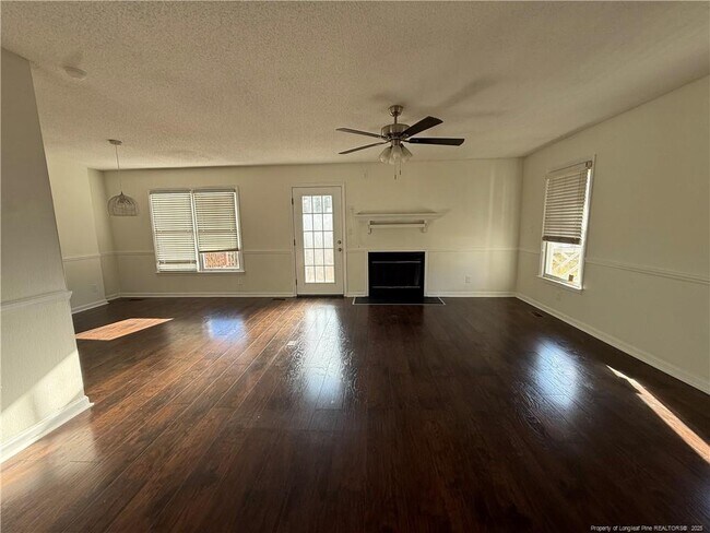 Photo - 7000 Medway Ct