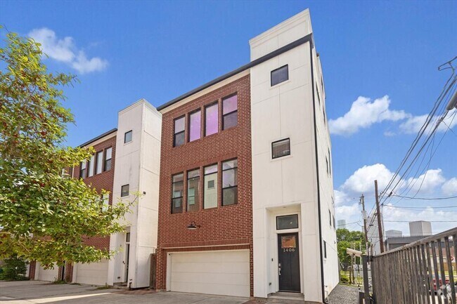 Building Photo - 1406 Ruthven St Rental