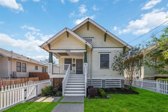 Building Photo - 2215 Gregg St