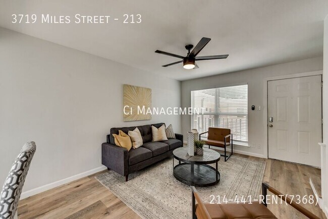Photo - 3719 Miles St Unit 213