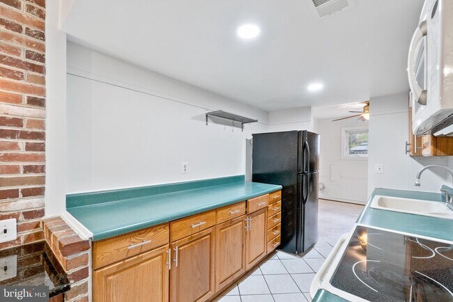 Photo - 9652 Marston Ln