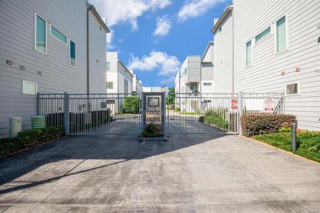 Photo - 2715 Eado Grove Ln