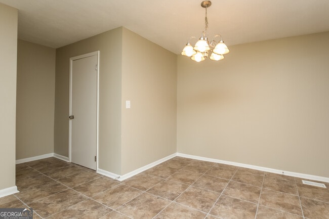 Photo - 5848 Ronnie Dr