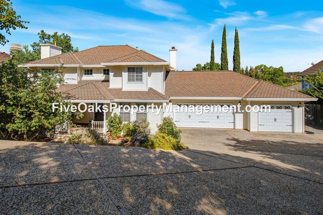 Building Photo - 2025 Moonstone Cir Rental