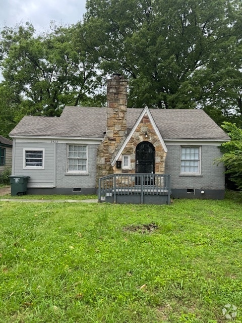 Building Photo - 2423 Larose Ave Rental