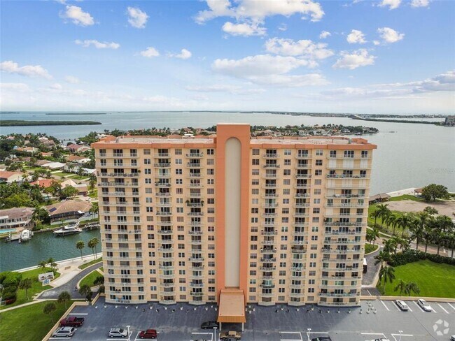 Building Photo - 4900 Brittany Dr S Unit 1812 Rental