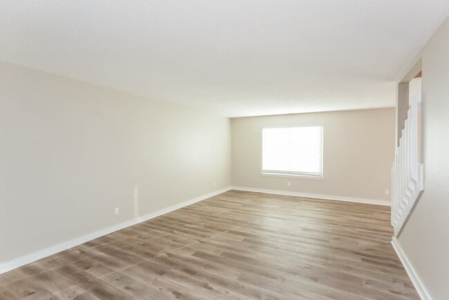 Photo - 149 Harts Ford Way