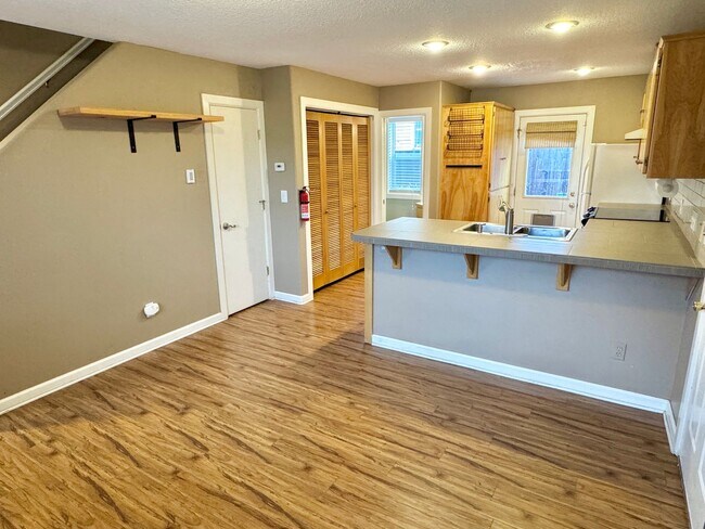 Photo - Boise Neighborhood 2-Story with A/C, Attached Garage, Fenced Backyard