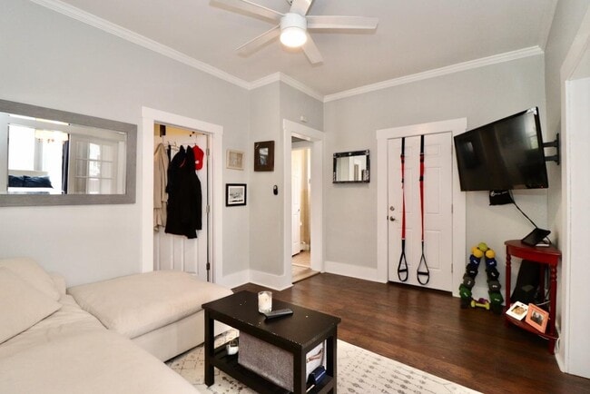 Photo - 19 Graham St Unit 2