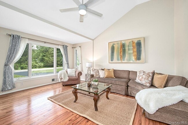 Photo - 22 Daly Cross Rd