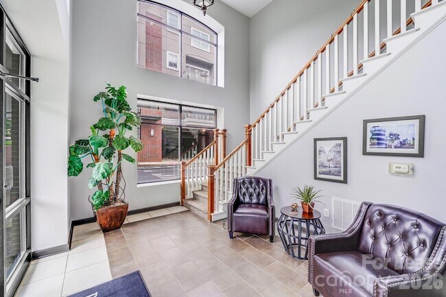 1903 Kenilworth Ave Unit 109