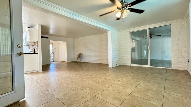 Photo - Eastside (Kolb and Stella) 5 bedroom house...