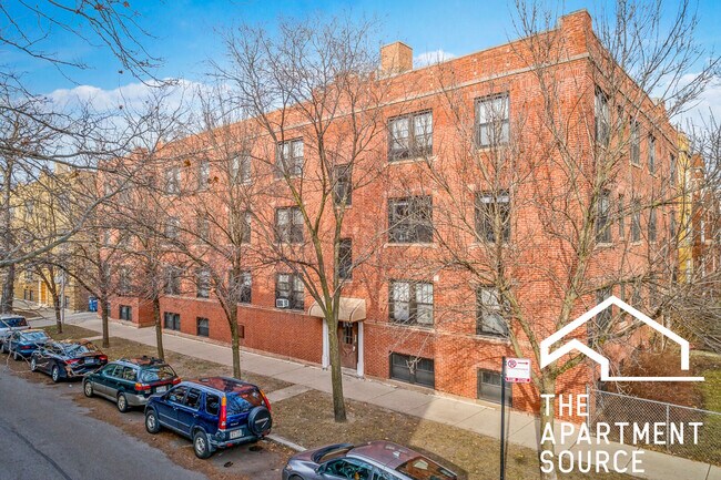 Photo - 2606 W Gunnison St Unit 4