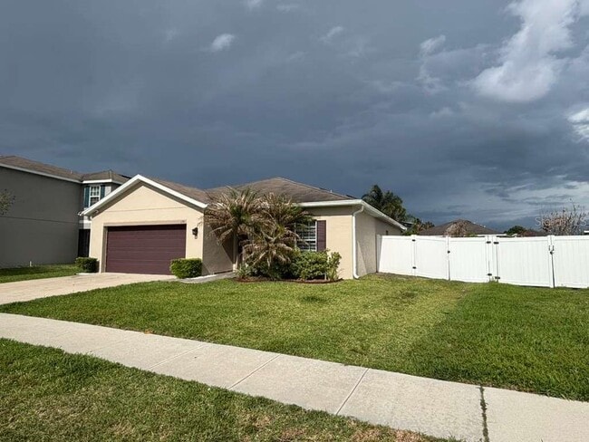 Photo - 1174 Haines Dr