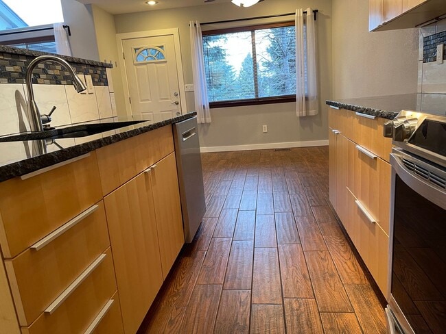 Photo - Updated Townhome Louisville- Perfect commuting location Unidad Louisville Townhome