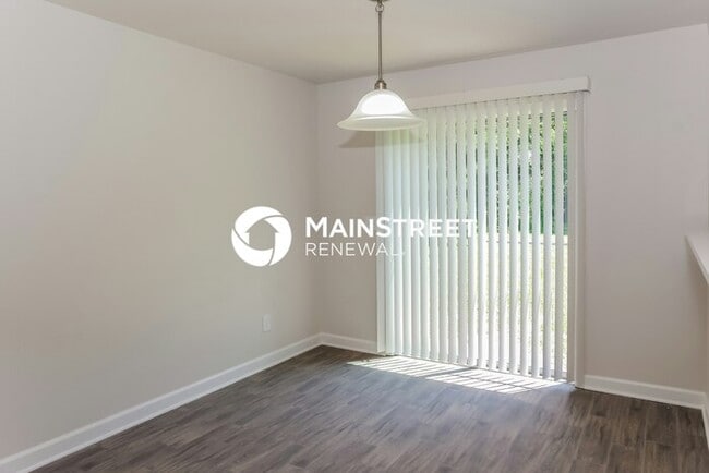 Photo - 3 Bedroom Pet-Friendly Home in HARVEST, AL with Main Street Renewal