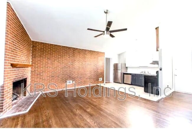 Photo - 103 Middleboro Pl