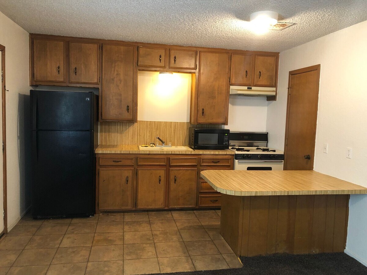 Photo - 906 E Birch St Unidad B