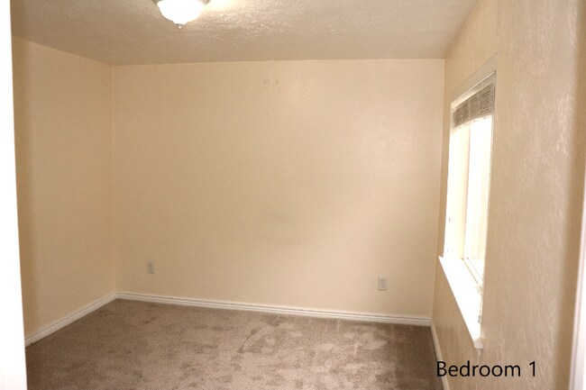 7896 Goldenpointe Wy