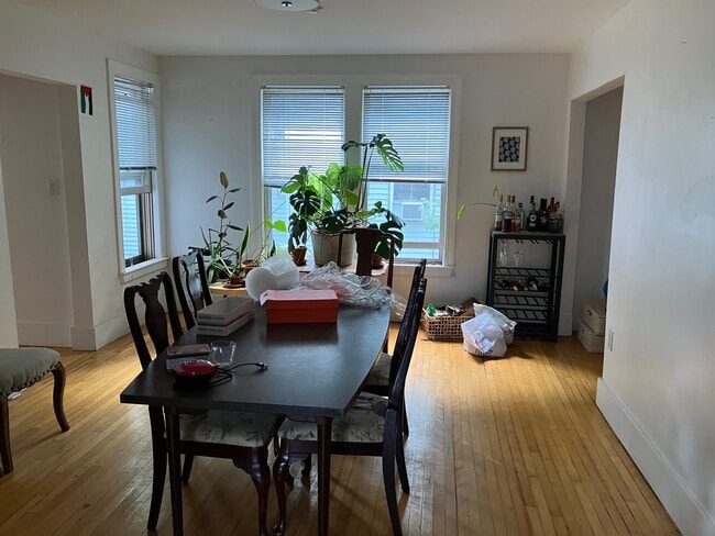 Photo - 5 Warren Sq Unit #2