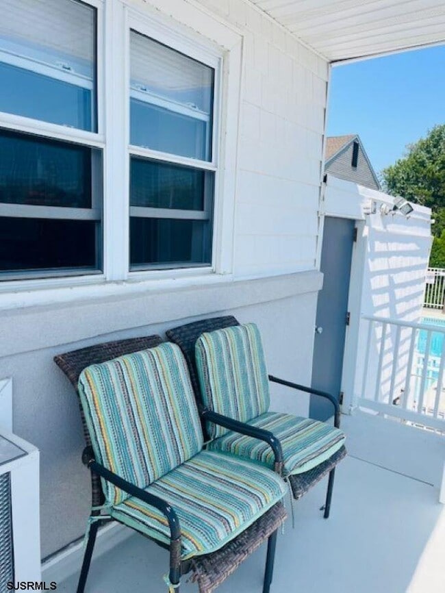9609 Ventnor Ave Unit B7