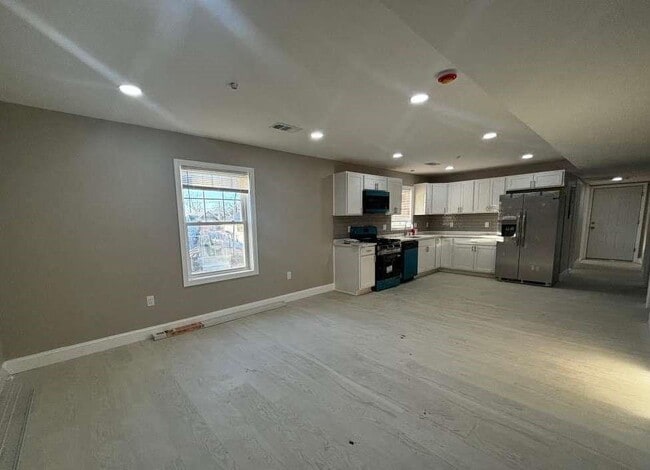 Photo - 375 Public St Unidad 2