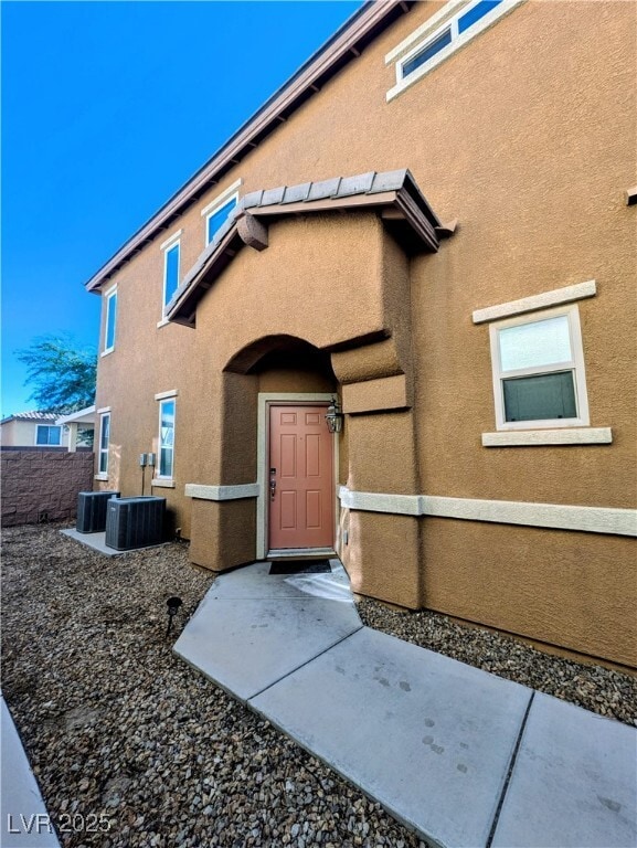Building Photo - 758 Crest Valley Pl Rental