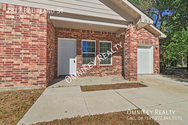 Photo - 2812 Bourland St