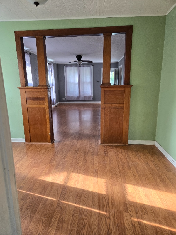 Photo - 252 S Oak St