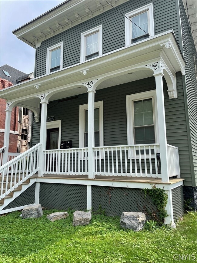 Building Photo - 206 Hawley Ave Unit 2