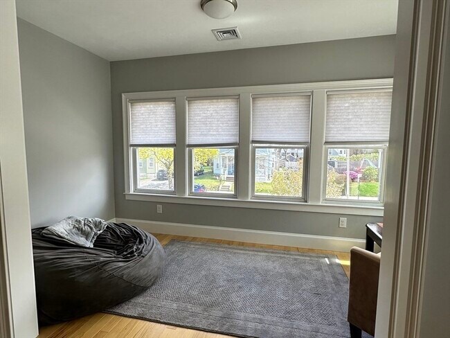 Photo - 61 June St Unit 2