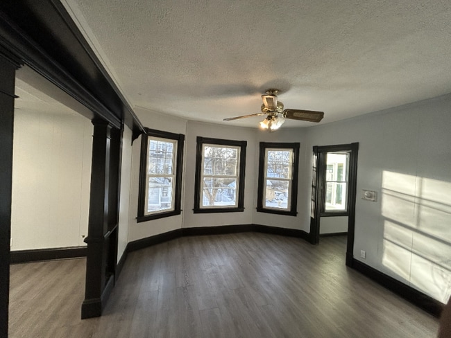 Photo - 132 Alderman St Unit 2