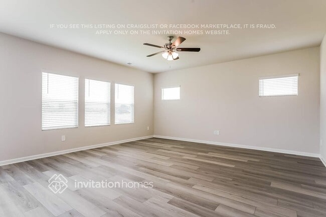 Photo - 620 White Birch Ln