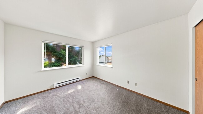 Photo - 441 NE Kettle St Unit #B202 [?150][*21008378]