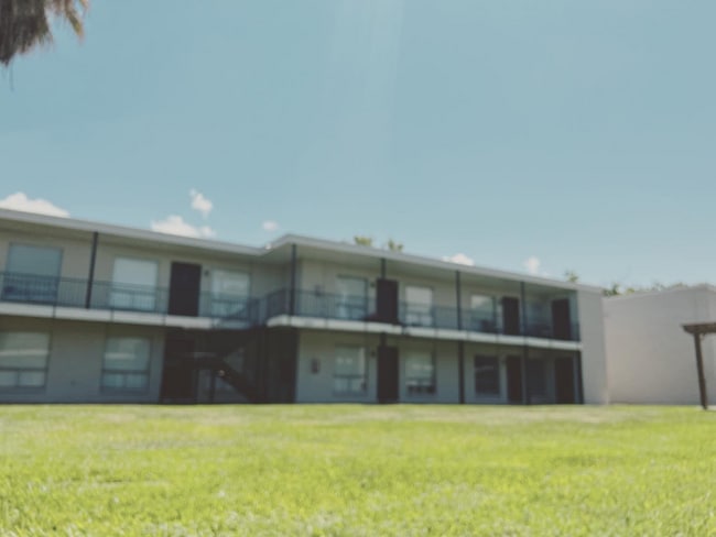 Building Photo - 461 Eldon Dr Rental