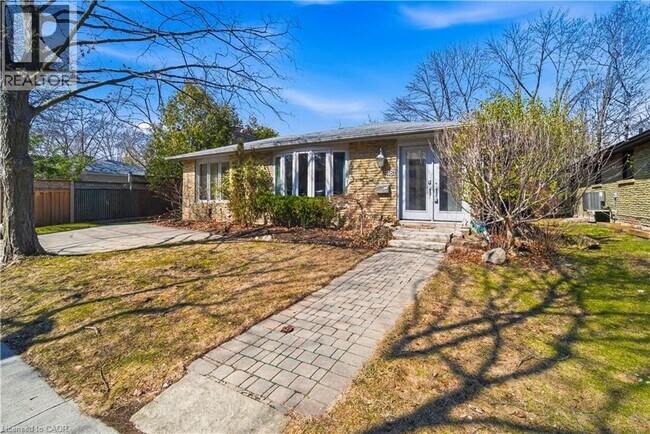 Photo - 481 Anthony Dr