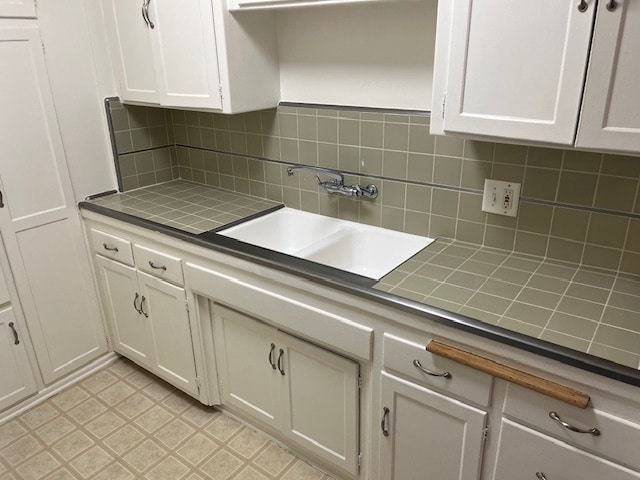 Photo - 3175 S Barrington Ave Unidad B